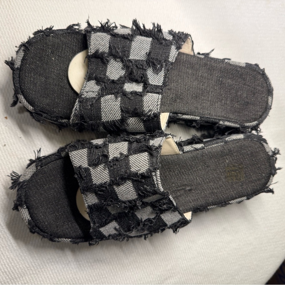 Black and Gray Checkered Sandals with Textured Straps